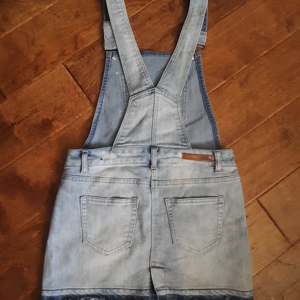 overalls - Picture 3 of 4